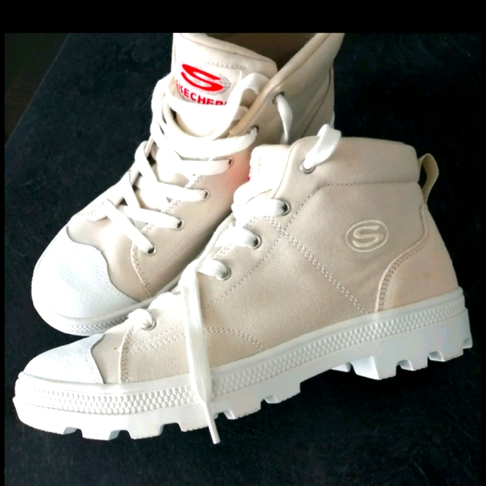 Skechers boots